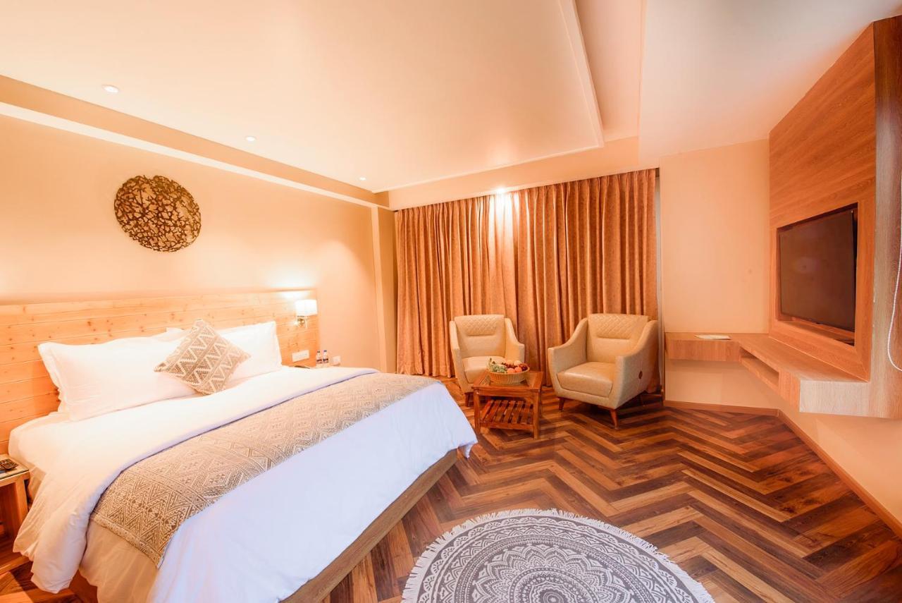 Naturevilas Sarovar Portico - Centrally Heated มะนาลี ภายนอก รูปภาพ