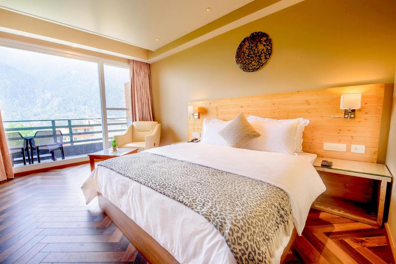 Naturevilas Sarovar Portico - Centrally Heated มะนาลี ภายนอก รูปภาพ