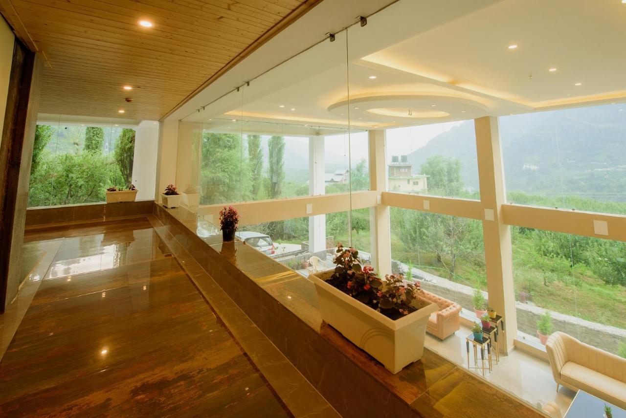 Naturevilas Sarovar Portico - Centrally Heated มะนาลี ภายนอก รูปภาพ